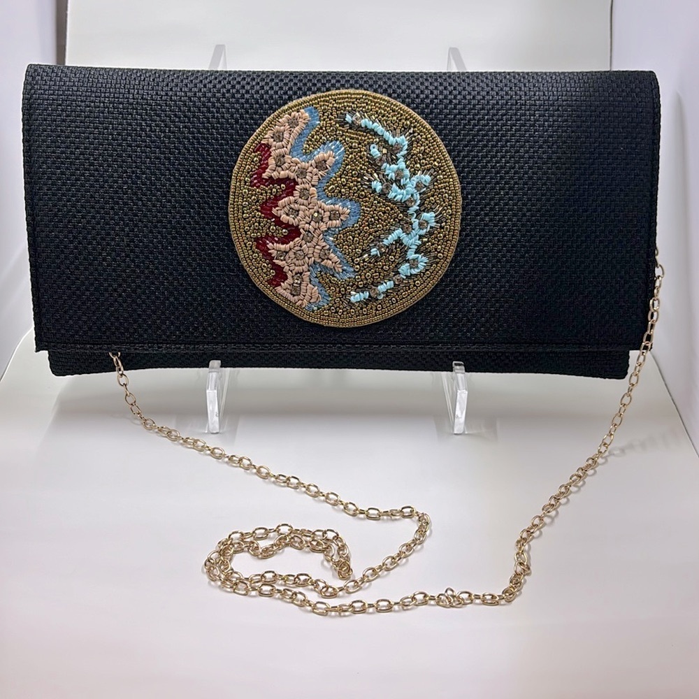 NWOT Stunning never been used beaded handbag